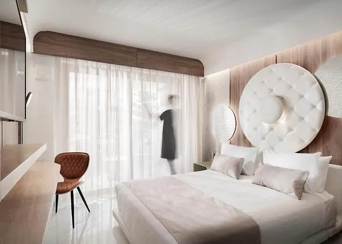 Nautilux By Mage Rethymno