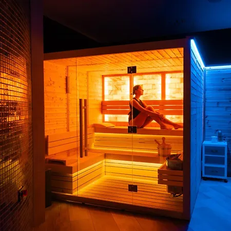 מלון Nautilux By Mage 5*