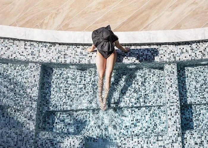 Nautilux By Mage Rethymno (Crete)