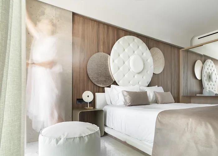 Nautilux By Mage Rethymno (Crete)